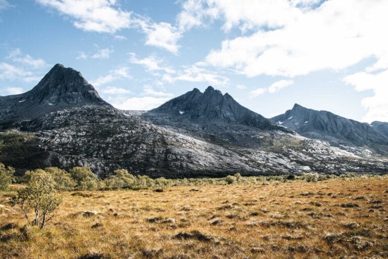 Landschaft der sieben Schwestern Gebirge - Norwegen Roadtrip