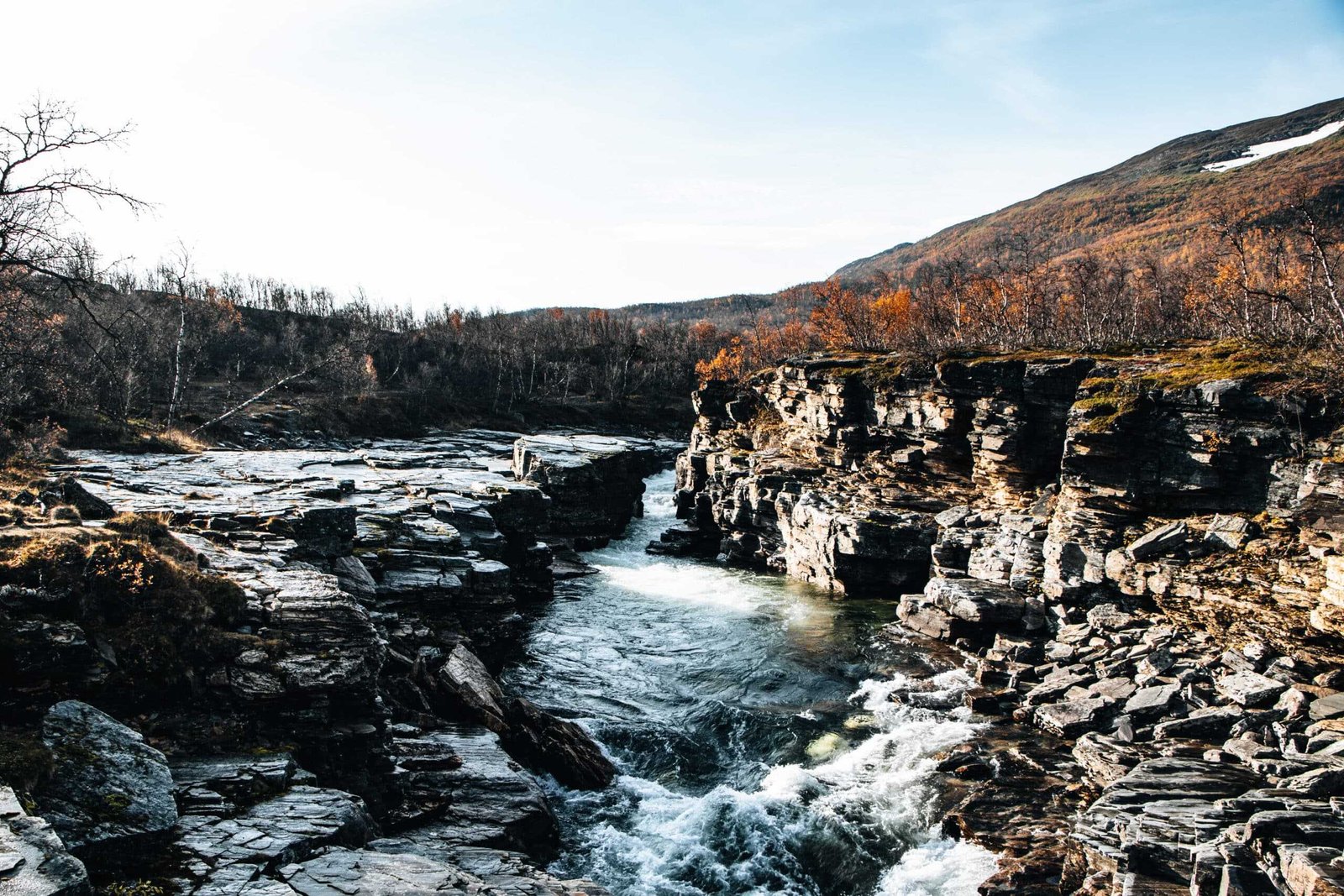Herbstlandschaft im Abisko Nationalpark - Schweden Roadtrip
