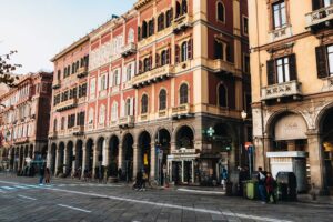 Historische Architektur in Cagliari entdecken - Sardinien Rundreise