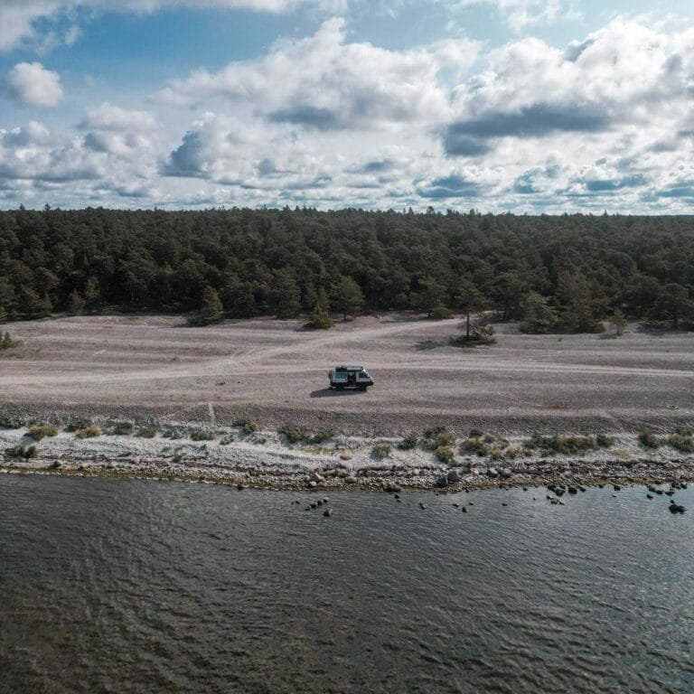 Baltikum Rundreise - Stellplatz RMK Saaremaa