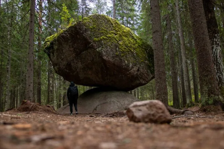 Finnland Rundreise Wanderung zum Kummakivi