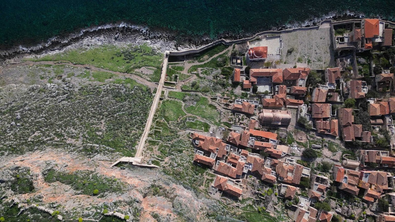 Luftaufnahme von Monemvasia Festung - Griechenland Rundreise