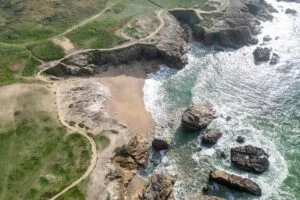 Bretagne Sehensw&uuml;rdigkeiten Luftaufnahme Strand an der C&ocirc;te Sauvage Halbinsel Quiberon Bretagne Roadtrip