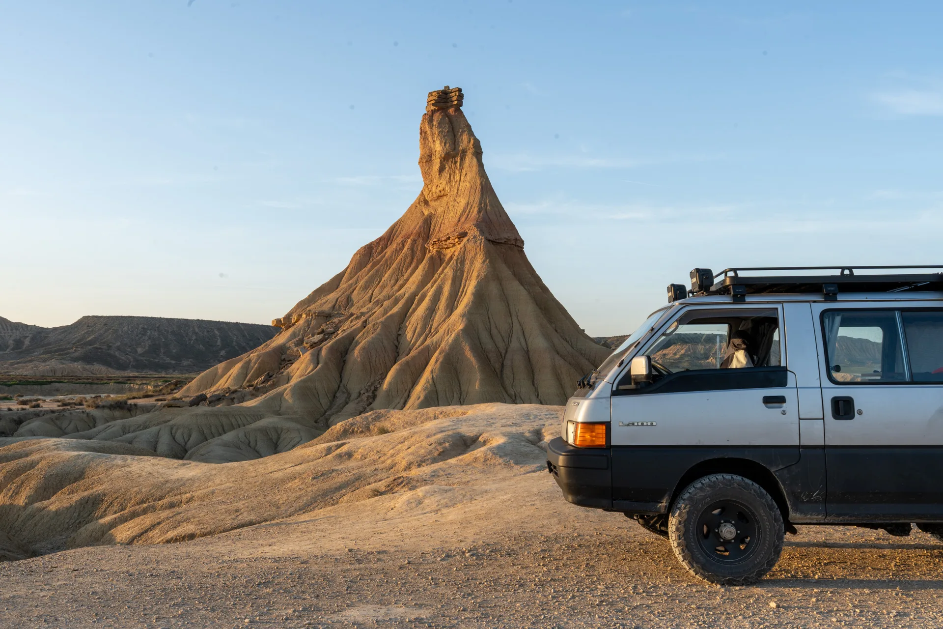 Halbwüste Bardenas Reales Camper vor Castildetierra - Nordspanien Roadtrip