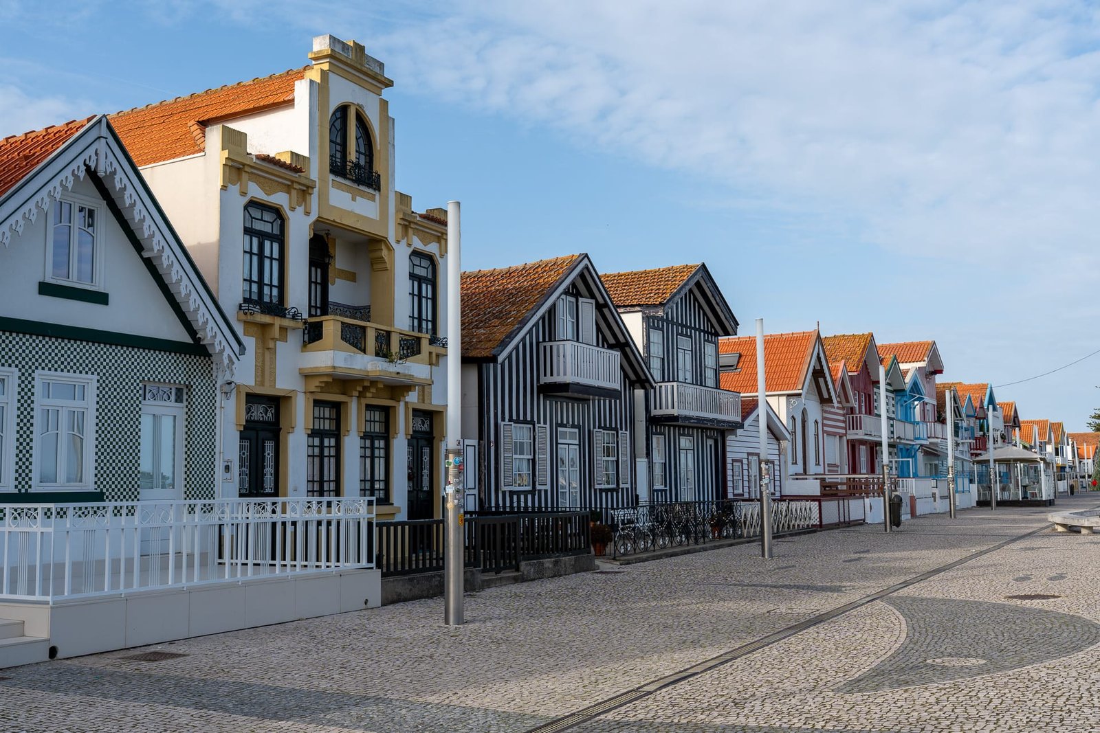 Costa Nova farbige Häuser