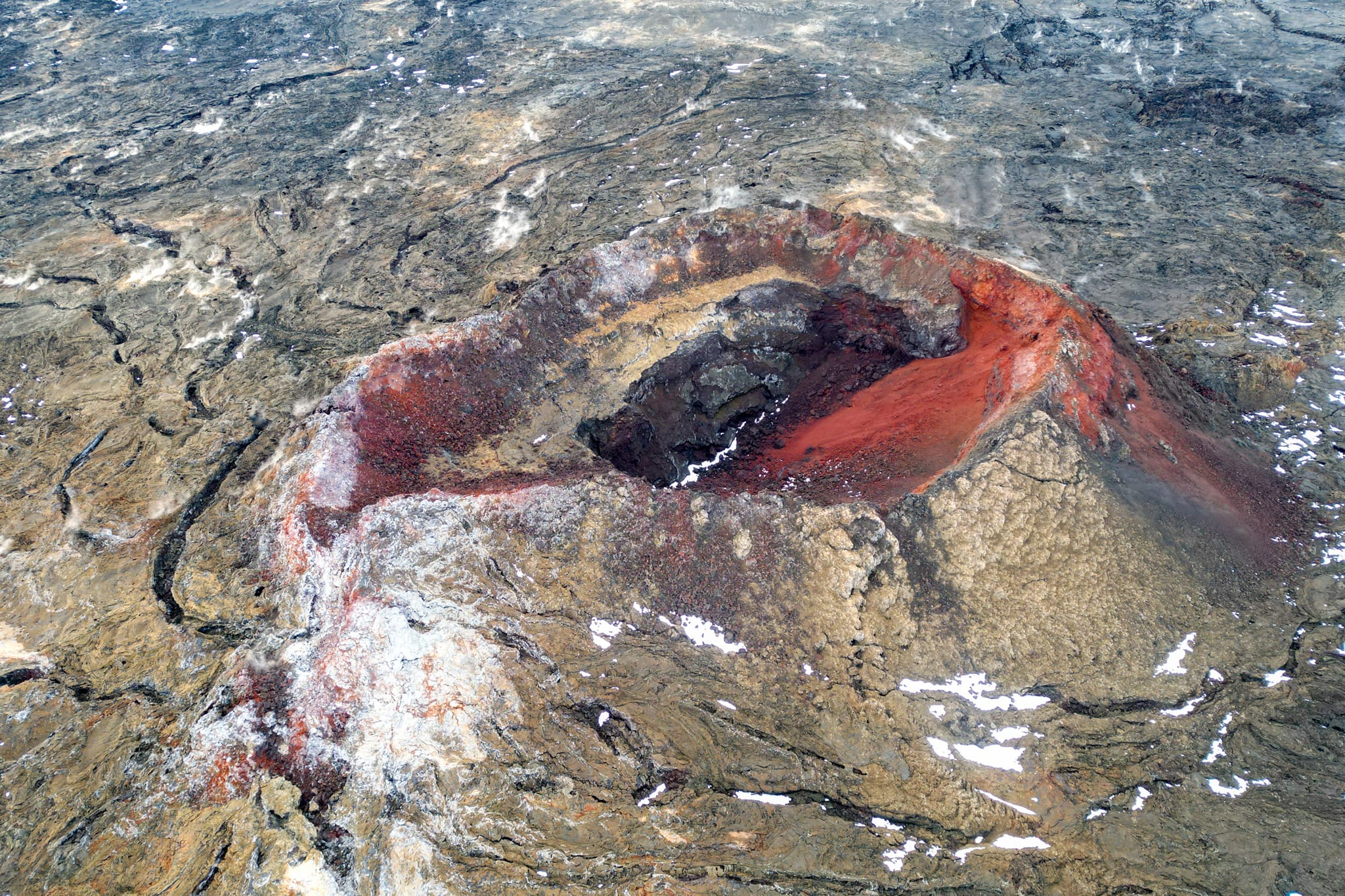 Vulkankrater Fagradalsfjall auf Island