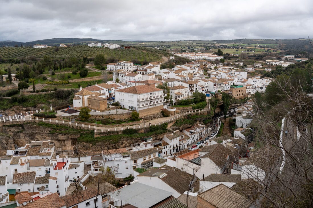 Ausblick über Setenil de las Bodegas